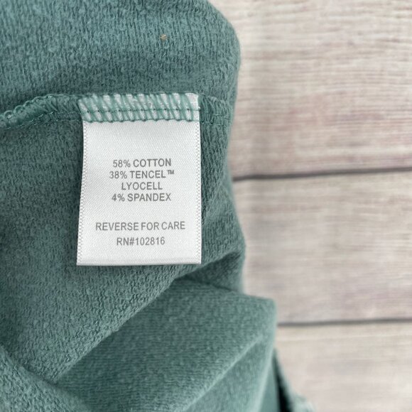 Garnet Hill Geometric Print Sweat Shorts Women's Size Large Green/Blue - Picture 5 of 8